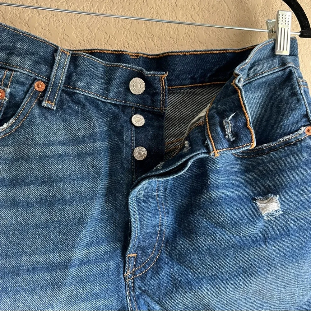 LEVI’S 501 Sz 29 Distressed Mid Wash Raw Hem Button Fly High Rise Jean Size 29